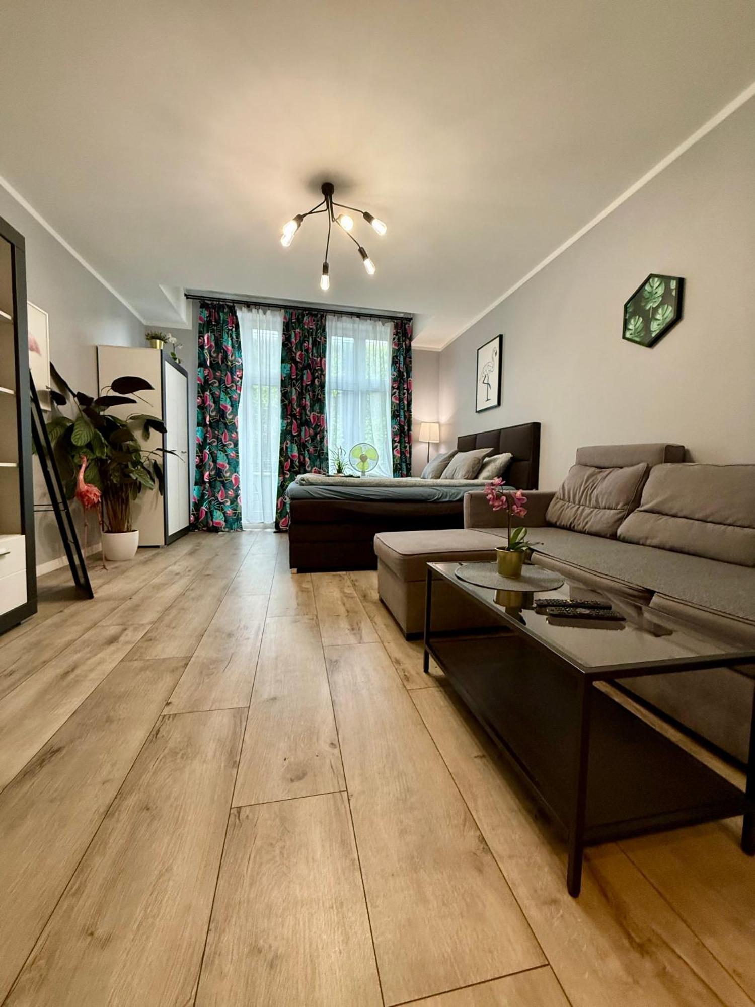 Apartament Flaming Z Balkonem - Scisle Centrum Naprzeciwko Pkp I Pks - Self Check In - Darmowy Parking - Pozne Wymeldowanie - Wystawiamy Fv 오폴레 외부 사진